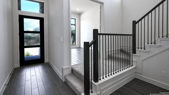 657 Inner Path, New Braunfels, TX 78132