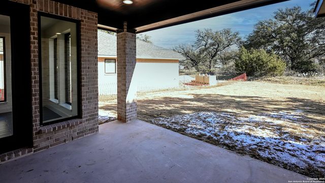 657 Inner Path, New Braunfels, TX 78132