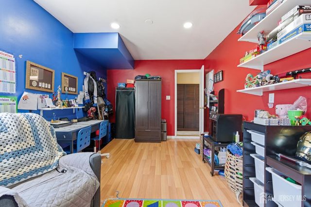 24 Rubar Drive, Sayreville, NJ 08859