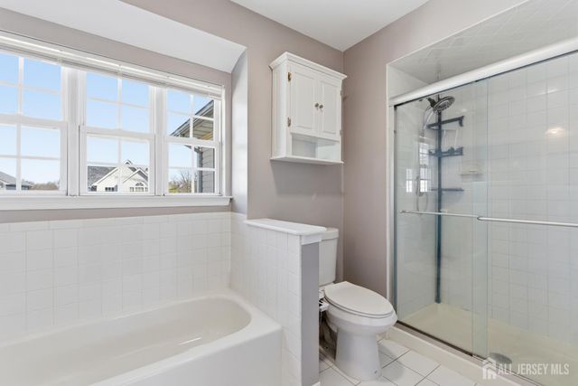 24 Rubar Drive, Sayreville, NJ 08859