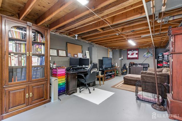 24 Rubar Drive, Sayreville, NJ 08859