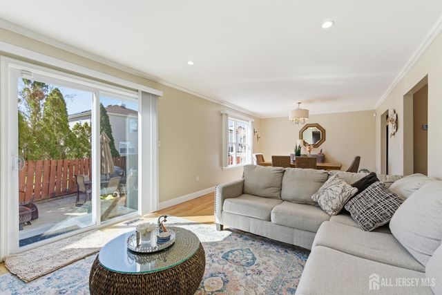 24 Rubar Drive, Sayreville, NJ 08859