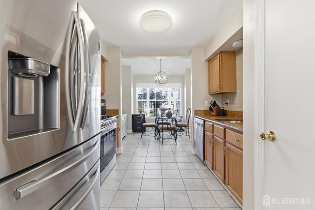 24 Rubar Drive, Sayreville, NJ 08859