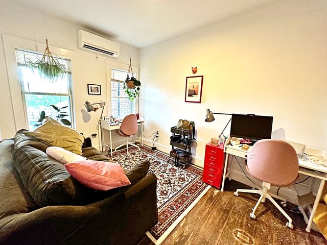 264 Sumner St 3, Boston, MA 02128