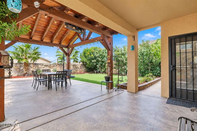 213 S MANZANITA Drive, El Paso, TX 79928