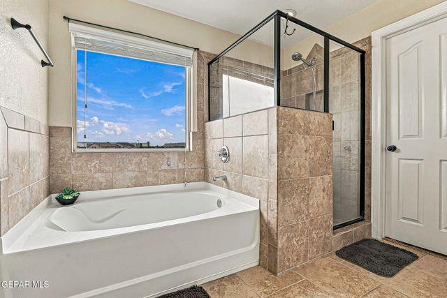 213 S MANZANITA Drive, El Paso, TX 79928