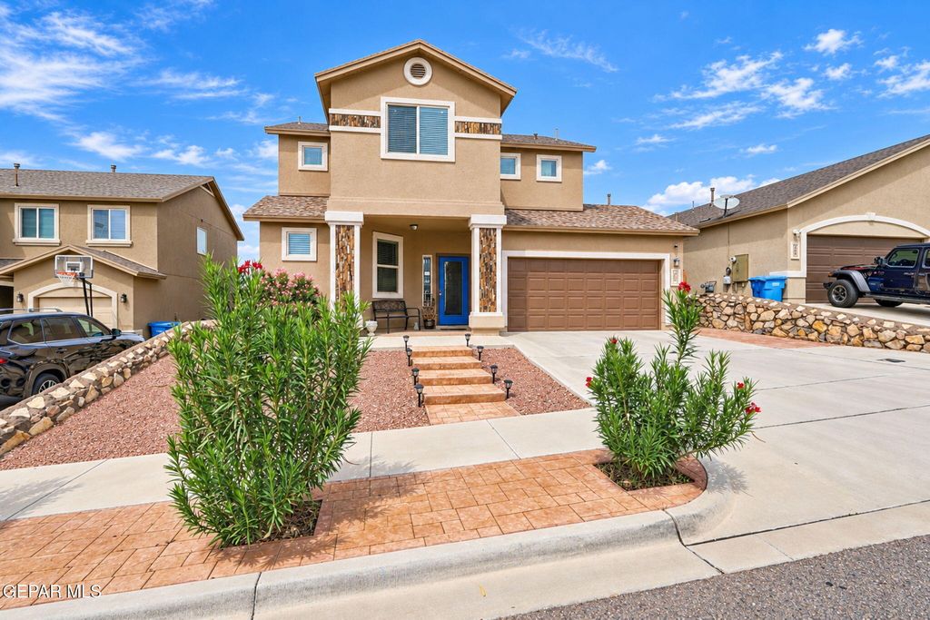 213 S MANZANITA Drive, El Paso, TX 79928