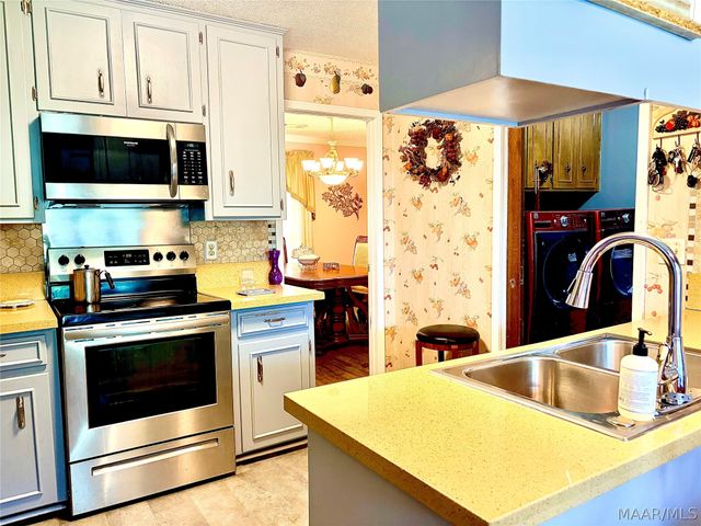 5878 Bridle Path, Montgomery, AL 36116