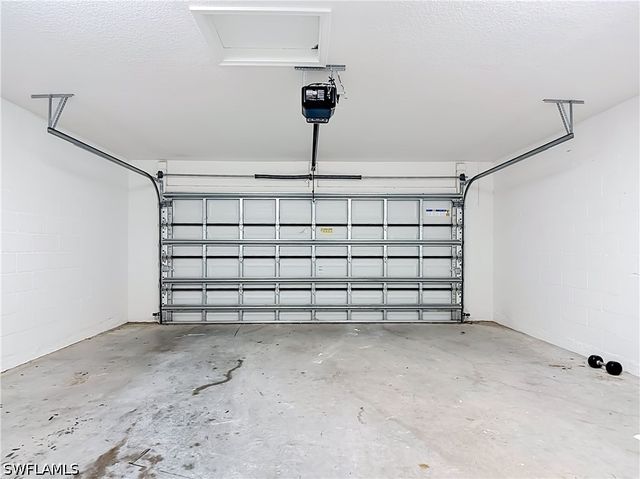 5045 Arancia LN, Ave Maria, FL 34142