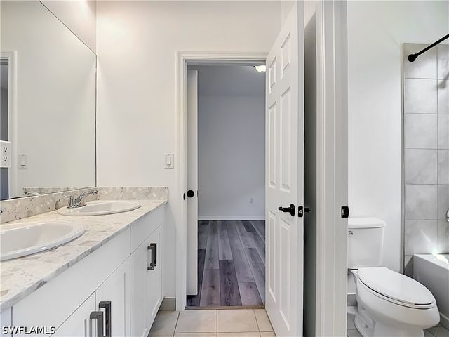 5045 Arancia LN, Ave Maria, FL 34142
