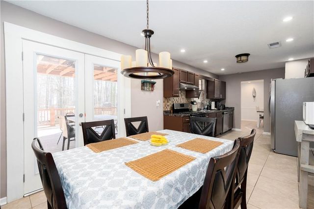 2727 Crestworth Lane, Buford, GA 30519