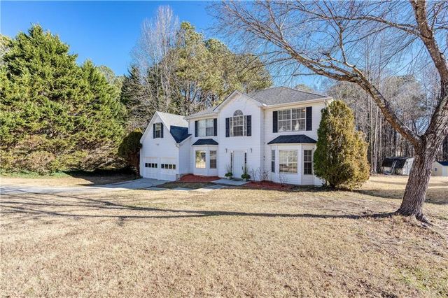 2727 Crestworth Lane, Buford, GA 30519