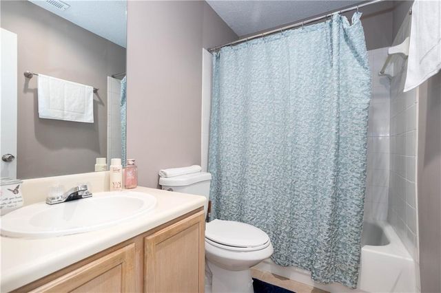 2727 Crestworth Lane, Buford, GA 30519