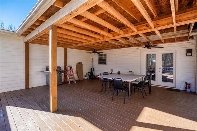 2727 Crestworth Lane, Buford, GA 30519