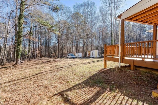 2727 Crestworth Lane, Buford, GA 30519