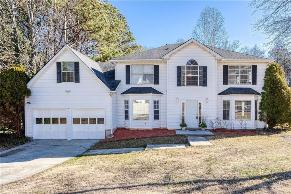 2727 Crestworth Lane, Buford, GA 30519