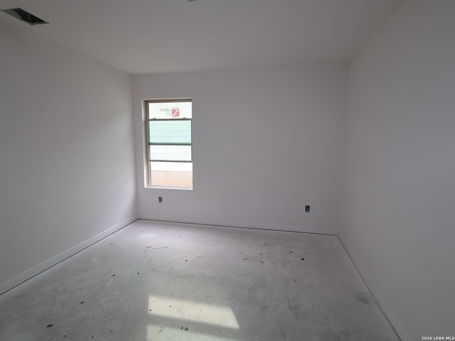 10338 Goodison Drive, Converse, TX 78109