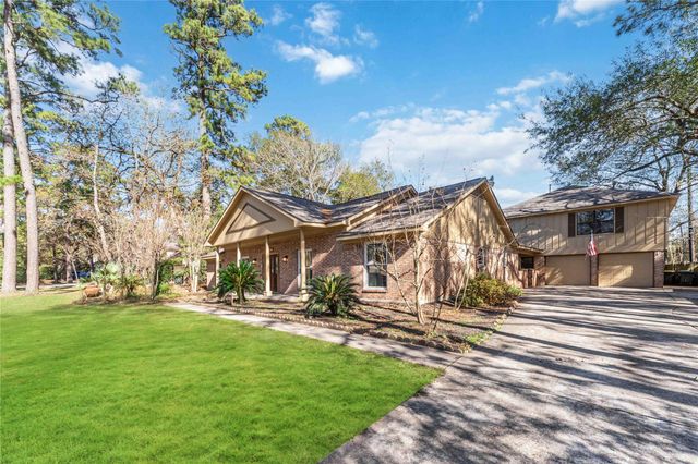 26418 Maplewood Drive, Oak Ridge North, TX 77386