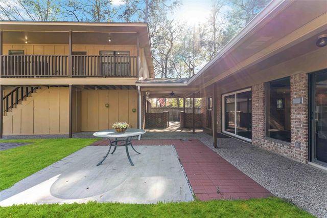 26418 Maplewood Drive, Oak Ridge North, TX 77386