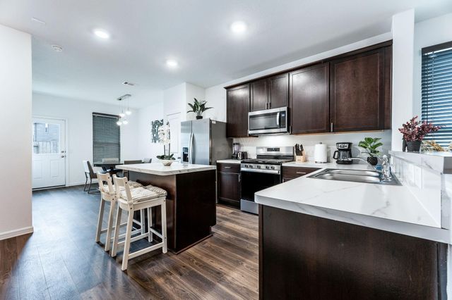 16745 Oak Bough Drive, Conroe, TX 77302