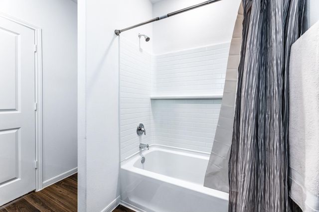 16745 Oak Bough Drive, Conroe, TX 77302