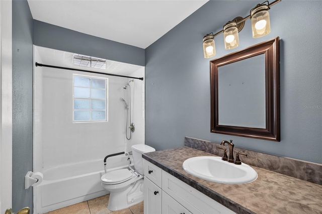 3000 LAUREL DRIVE, Mount Dora, FL 32757