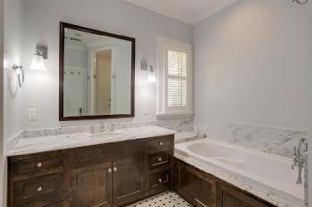 2220 Wilshire Boulevard, Fort Worth, TX 76110