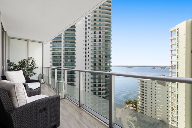 1300 BRICKELL BAY 2105, Miami, FL 33131