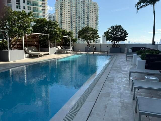 1300 BRICKELL BAY 2105, Miami, FL 33131