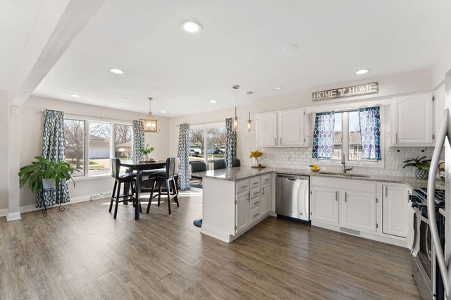 418 Teibel Drive, Schererville, IN 46375