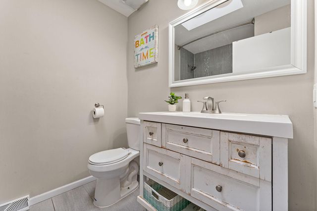 418 Teibel Drive, Schererville, IN 46375