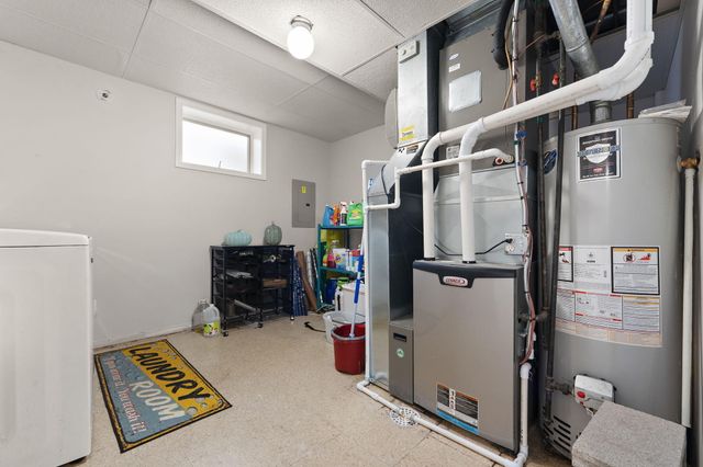 418 Teibel Drive, Schererville, IN 46375