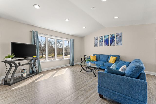 418 Teibel Drive, Schererville, IN 46375