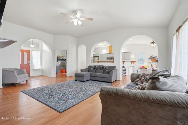 21389 S Haslem, Riverdale, CA 93656