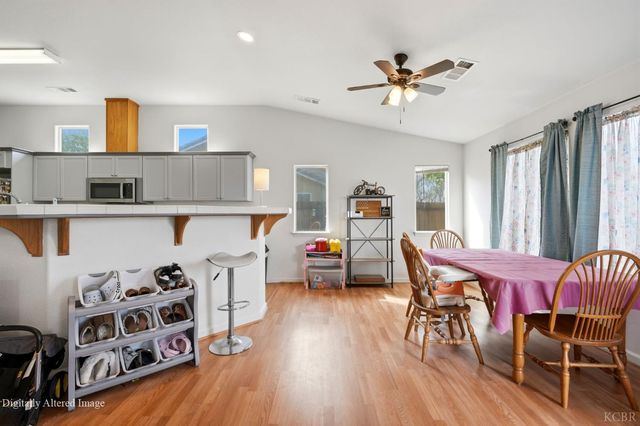 21389 S Haslem, Riverdale, CA 93656