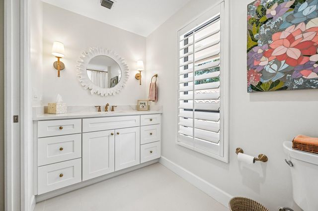 15 Carrick Road, Palm Beach Gardens, FL 33418
