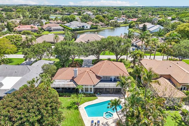 15 Carrick Road, Palm Beach Gardens, FL 33418