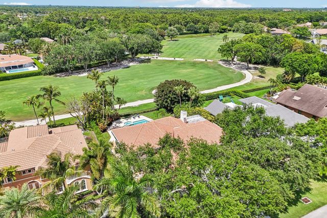 15 Carrick Road, Palm Beach Gardens, FL 33418