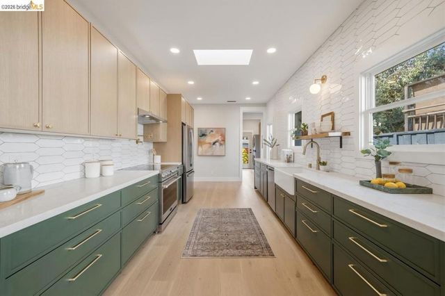 1009 Addison St, Berkeley, CA 94710