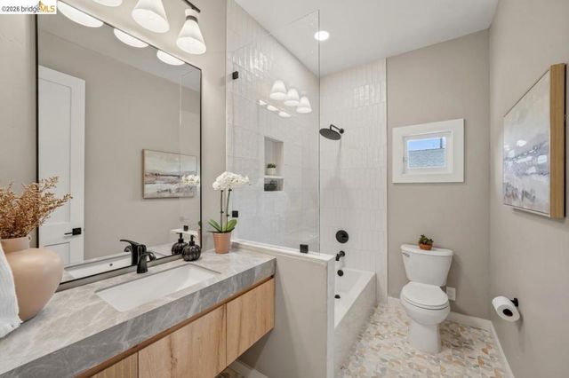 1009 Addison St, Berkeley, CA 94710