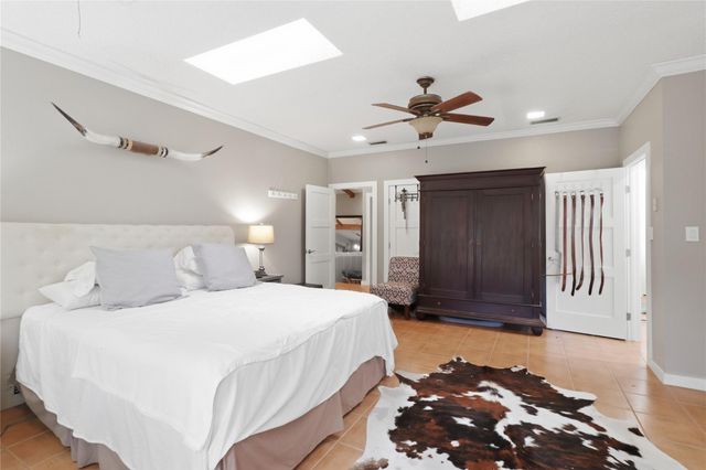 102 N Lake Hills DR, Austin, TX 78733