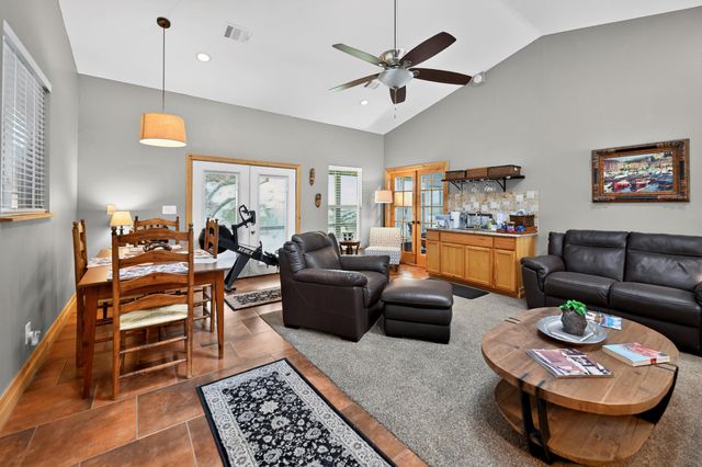 102 N Lake Hills DR, Austin, TX 78733