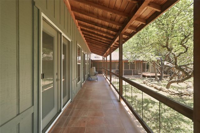 102 N Lake Hills DR, Austin, TX 78733