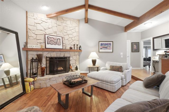 102 N Lake Hills DR, Austin, TX 78733
