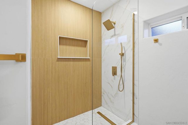 6942 Turnbridge Way, San Diego, CA 92119