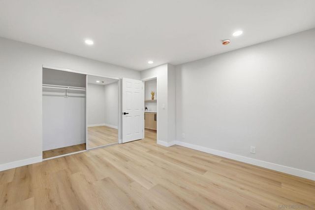 6942 Turnbridge Way, San Diego, CA 92119