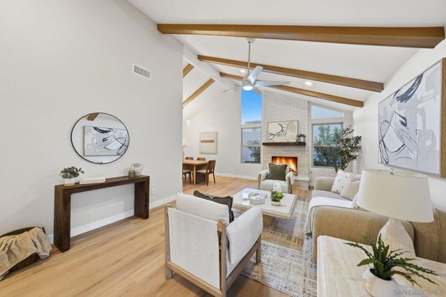 6942 Turnbridge Way, San Diego, CA 92119