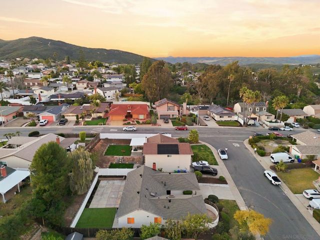 6942 Turnbridge Way, San Diego, CA 92119