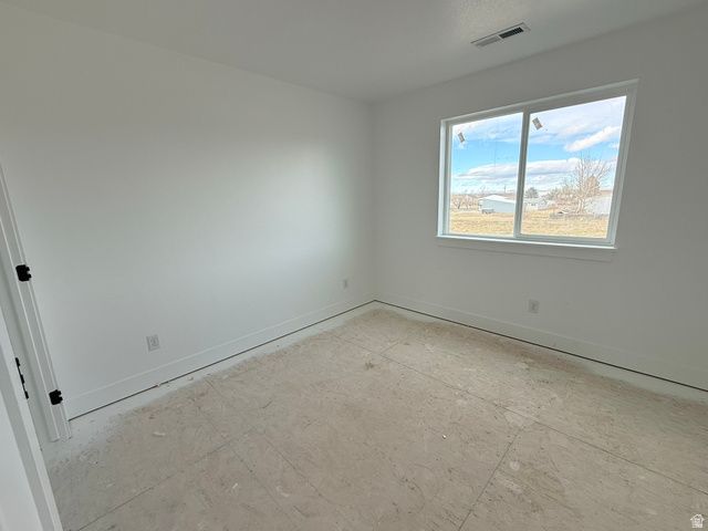 5957 W 4700 S, Hooper, UT 84315