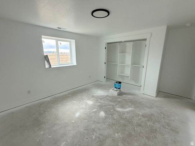 5957 W 4700 S, Hooper, UT 84315